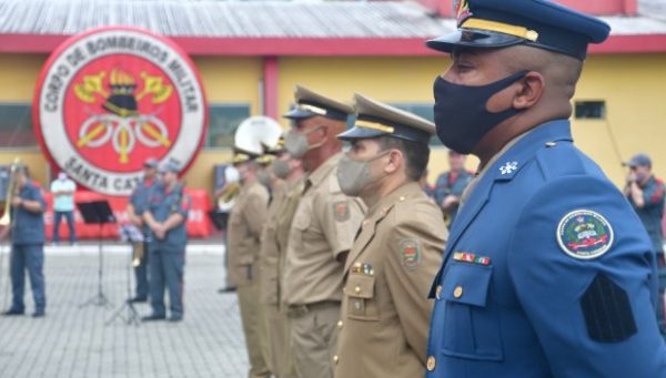 Polícia Militar e Corpo de Bombeiros promovem 37 oficiais e praças em Santa Catarina