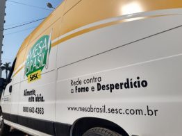 Ceasa/SC doa 1,1 mil tonelada de alimentos para Mesa Brasil Sesc em 2020