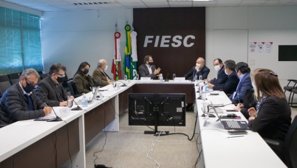 InvestSC: reunião trata da retomada da indústria de construção naval em Santa Catarina