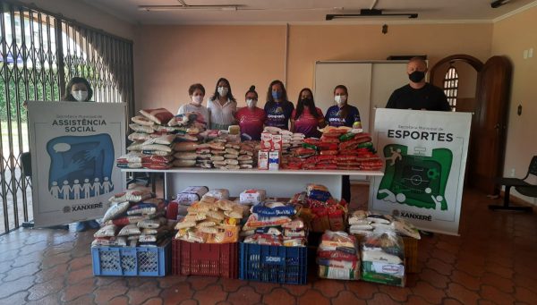 Mais de 1000 kg de alimentos não perecíveis foram arrecadados no 1º Cicloturismo Campina da Cascavel