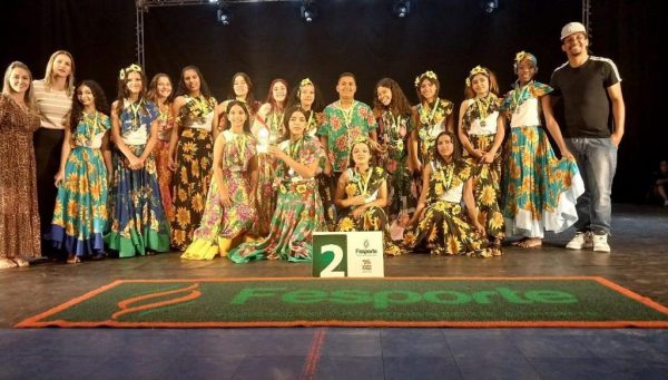Representantes de Itapema participam do Festival Escolar Dança Catarina