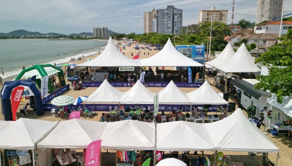 Torneio de Beach Tennis agita fim de semana em Balneário Piçarras