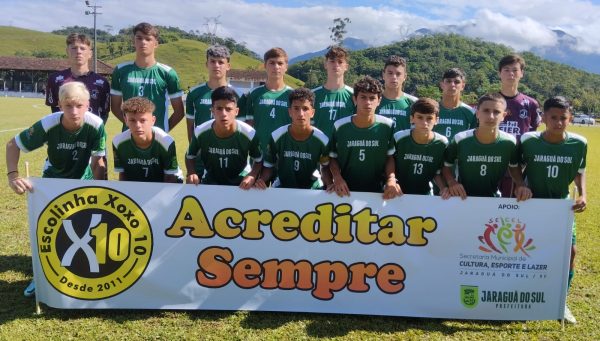 Equipe jaraguaense estreia no Sul-Brasileiro de Futebol de forma perfeita