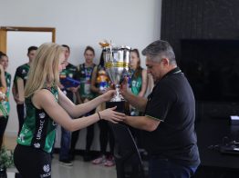 Prefeito recebe equipe chapecoense vice-campeã em campeonato internacional na Rússia
