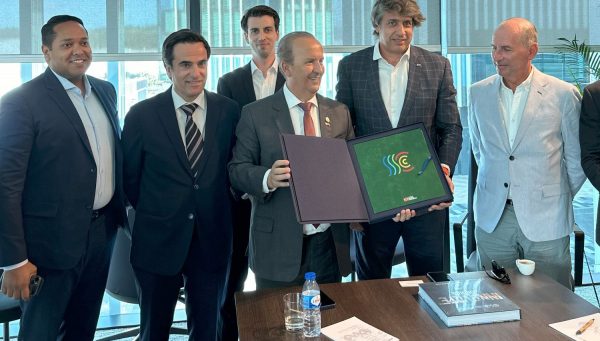 Governador apresenta Santa Catarina para empresários e investidores no World Trade Center de Portugal