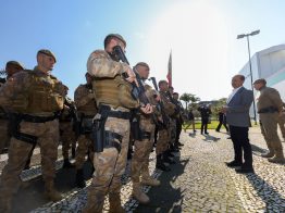 Governador recebe policiais militares que concluíram missão no Rio Grande do Sul