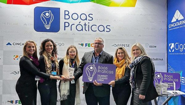 Projeto desenvolvido pela Secretaria Municipal de Educação é destaque de boas práticas no SUMMIT Cidades 2024