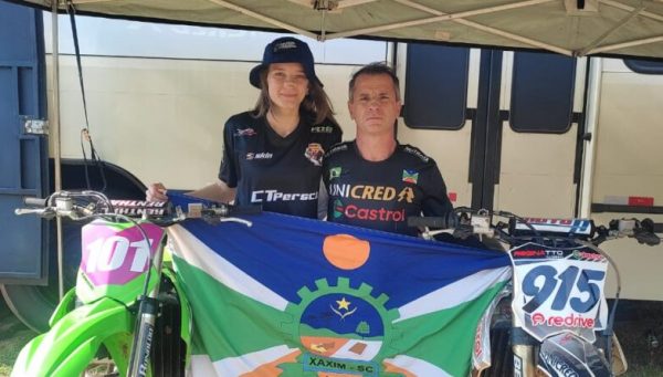 Pilotos de velocross de Xaxim são destaques em campeonato no Paraguai