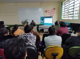 Educação promove palestra sobre violência na internet para famílias de SC