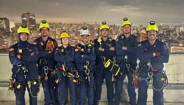 Equipe do Corpo de Bombeiros Militar de SC vence competição internacional de salvamento em altura