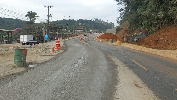 Trecho da SC-108, em Guaramirim, fica totalmente interditado nesta sexta-feira para avanço das obras de duplicação