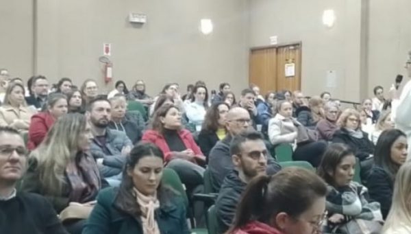 Equipes de Saúde Bucal de Chapecó recebem capacitação