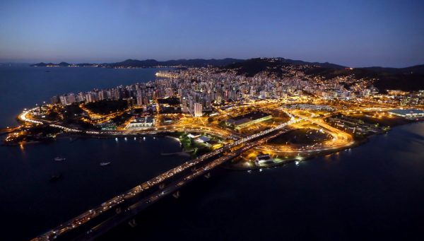 Florianópolis é a cidade mais competitiva do Brasil e outras seis catarinenses aparecem entre as 50 primeiras do país