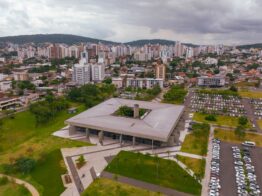 //Criciúma conquista destaque nacional no Ranking de Competitividade dos Municípios