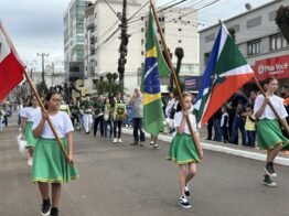 Desfile de 7 de Setembro reúne mais de 10 mil pessoas em Xaxim
