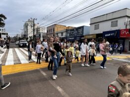 Desfile de 7 de Setembro reúne mais de 10 mil pessoas em Xaxim