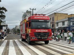 Desfile de 7 de Setembro reúne mais de 10 mil pessoas em Xaxim