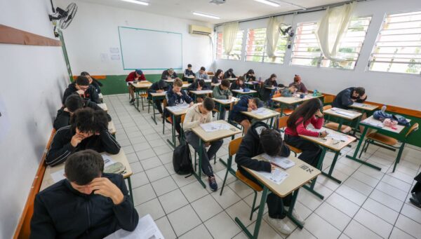 Educação realiza terceira etapa dos simulados de avaliação da aprendizagem dos estudantes da rede estadual