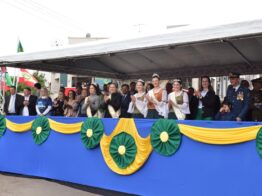 Desfile de 7 de Setembro reúne milhares de pessoas em Xanxerê e encerra Semana da Pátria em grande estilo
