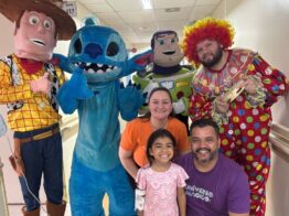 Em Joinville, pacientes do Hospital Infantil Jeser Amarante Faria ganham comemoração no mês das crianças